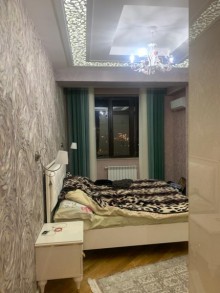 Satılır Yeni Tikili, Yasamal.r, Yasamal, Elmlər Akademiyası.m-13