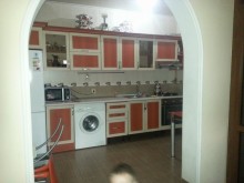 Satılır Həyət evi, Binəqədi.r, 7-ci mikrorayon, Dərnəgül.m-4