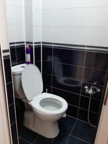Satılır Köhnə Tikili, Sabunçu.r, Bakıxanov-8