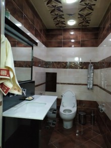 Satılır Yeni Tikili, Binəqədi.r, 8-ci mikrorayon-5