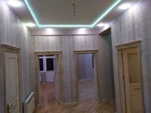 Satılır Yeni Tikili, Binəqədi.r, 8-ci mikrorayon, Azadlıq.m-2