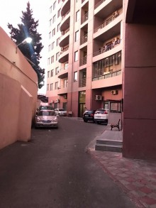 Satılır Yeni Tikili, Nərimanov.r, Gənclik.m-8