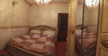 Satılır Köhnə Tikili, Binəqədi.r, 8-ci mikrorayon, Azadlıq.m-9