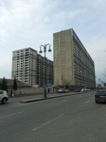 Satılır Yeni Tikili, Xəzər.r-3
