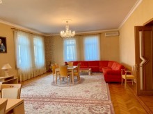 Satılır Həyət evi, Binəqədi.r, 6-cı mikrorayon, Nəsimi.m-14