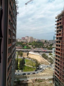 Satılır Yeni Tikili, Xətai.r, Xətai.m-5