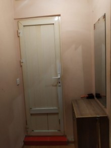 Satılır Köhnə Tikili, Nəsimi.r, 4-cü mikrorayon, Memar Əcəmi.m-6