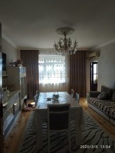 Satılır Köhnə Tikili, Suraxanı.r, Əmircan, Qara Qarayev.m-1