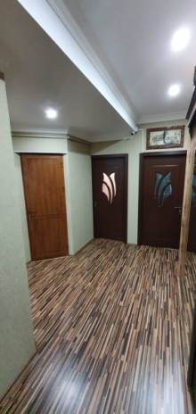Satılır Yeni Tikili, Binəqədi.r, 9-cu mikrorayon, Nəsimi.m-8