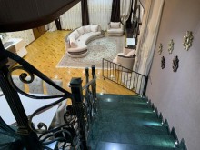 Satılır Villa, Sabunçu.r, Bakıxanov, Neftçilər.m-12