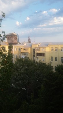Satılır Köhnə Tikili, Nəsimi.r, 28 May.m-3