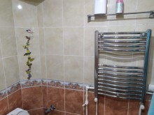 Satılır Köhnə Tikili, Yasamal.r-14