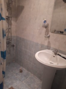 Satılır Köhnə Tikili, Yasamal.r-8