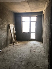Satılır Yeni Tikili, Binəqədi.r, 7-ci mikrorayon, Gənclik.m-5