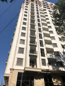 Satılır Yeni Tikili, Binəqədi.r, 7-ci mikrorayon, Gənclik.m-11