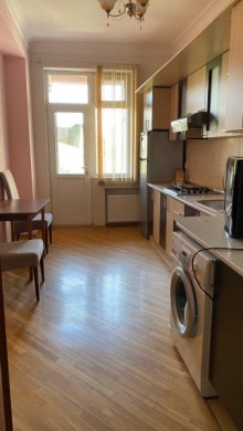 Kirayə (Aylıq) Yeni Tikili, Binəqədi.r, 7-ci mikrorayon, Azadlıq.m-6