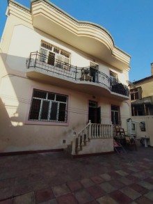 Bakı şəhəri Keşlə qəsəbəsində 3 mərtəbə ev almaq. Daxili qoşunların yanı, -1