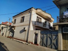 Bakı şəhəri Keşlə qəsəbəsində 3 mərtəbə ev almaq. Daxili qoşunların yanı, -19