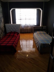 Satılır Köhnə Tikili, Binəqədi.r, 9-cu mikrorayon, 20 Yanvar.m-4