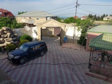 novxanida geniş bag sahesi olan ev satilir, -8