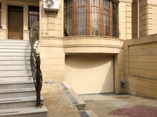 Satılır Həyət evi, Nizami.r, Qara Qarayev.m-19