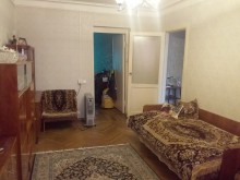 Satılır Köhnə Tikili, Nəsimi.r-1