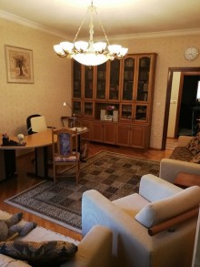 Satılır Yeni Tikili, Nəsimi.r, 28 May.m-4