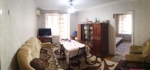 Satılır Köhnə Tikili, Binəqədi.r, 8-ci mikrorayon, Gənclik.m-3