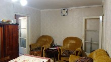 Satılır Köhnə Tikili, Binəqədi.r, 8-ci mikrorayon, Gənclik.m-6