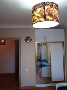 Satılır Köhnə Tikili, Səbail.r, İçərişəhər.m-13