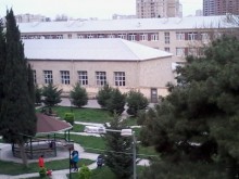 Satılır Köhnə Tikili, Binəqədi.r, 7-ci mikrorayon, Dərnəgül.m-1