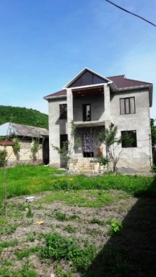 Satılır Həyət evi, Qəbələ.ş-1