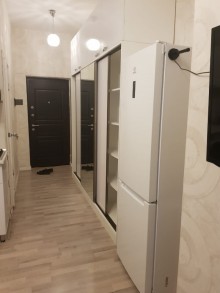 Kirayə (Aylıq) Yeni Tikili, Yasamal.r, Elmlər Akademiyası.m-17