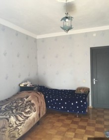 Satılır Köhnə Tikili, Xətai.r, Xətai.m-4