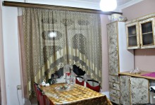 Satılır Köhnə Tikili, Binəqədi.r, 9-cu mikrorayon, Memar Əcəmi.m-4