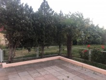 novxanida orta temirli evlerin satisi, -17