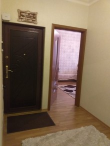 Satılır Köhnə Tikili, Nizami.r, 8-ci kilometr, Xalqlar Dostluğu m..m-7