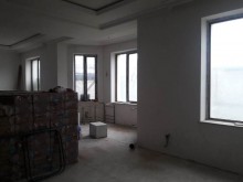 Satılır Həyət evi, Səbail.r, Badamdar-14