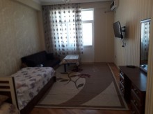 Kirayə (Aylıq) Yeni Tikili, Binəqədi.r, 7-ci mikrorayon, Azadlıq.m-1