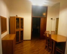 Satılır Köhnə Tikili, Səbail.r, Sahil.m-5