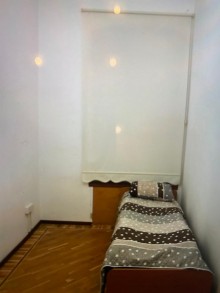 Satılır Köhnə Tikili, Səbail.r, Sahil.m-8