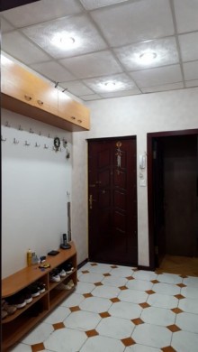 Satılır Köhnə Tikili, Yasamal.r, 20 Yanvar.m-13