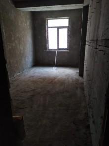 Satılır Yeni Tikili, Xırdalan.ş-17