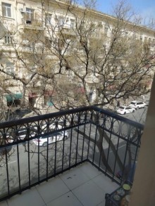 Satılır Köhnə Tikili, Səbail.r, Sahil.m-6