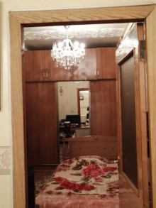 Satılır Köhnə Tikili, Səbail.r, İçərişəhər.m-9