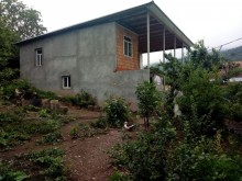 Satılır Həyət evi, Oğuz.ş-4
