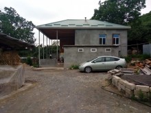 Satılır Həyət evi, Oğuz.ş-16