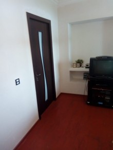 Satılır Həyət evi, Oğuz.ş-18
