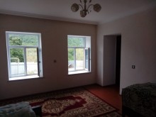 Satılır Həyət evi, Oğuz.ş-19