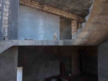 novxanida natamam tikili heyet evi satilir, -9